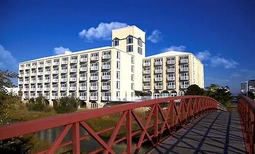 Coconut Malorie Resort Hotel, Ascend Hotel Collection Ocean Stadt