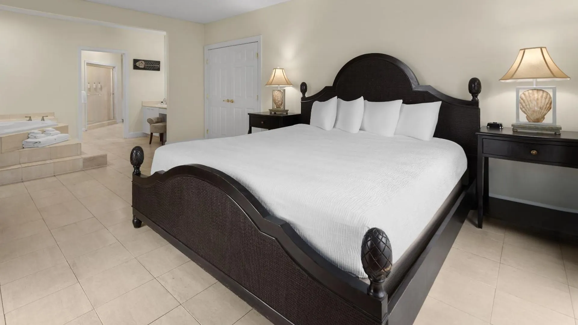 Coconut Malorie Resort Hotel, Ascend Hotel Collection Ocean City