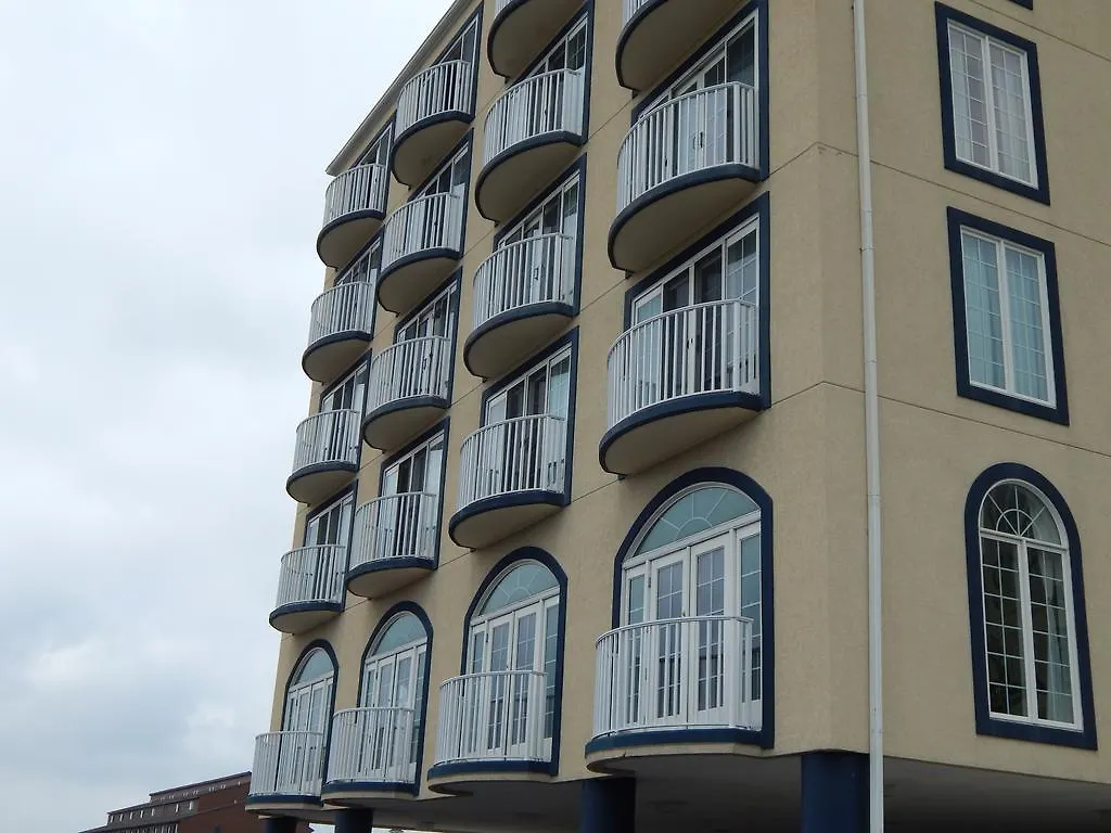 Coconut Malorie Resort Hotel, Ascend Hotel Collection Ocean City